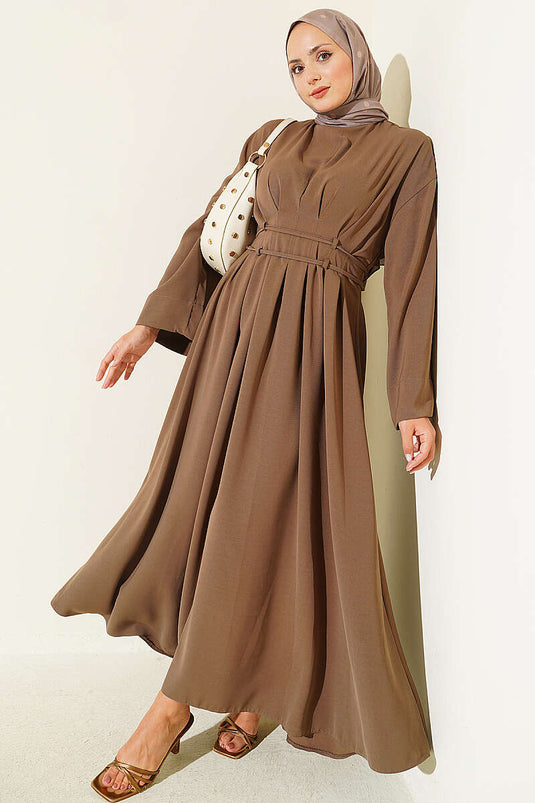 Robe Visonée Ornée Avec Ceinture Et Cordons À Franges