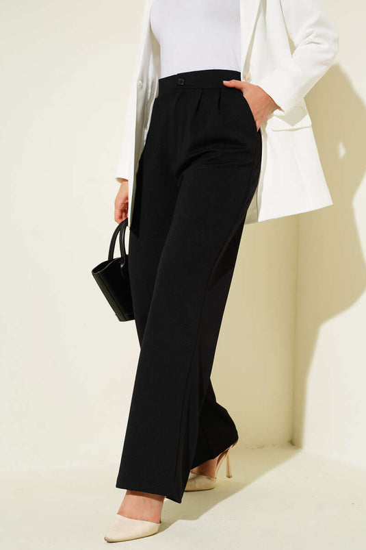 Bel Pileli Cepli Pantolon Siyah