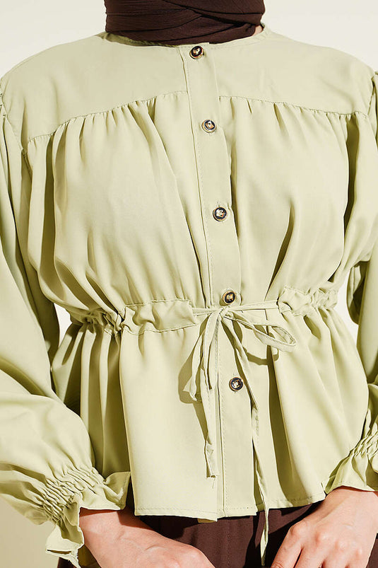 Chemisier court à taille élastiquée avec bordure en tulle, couleur vert avocat