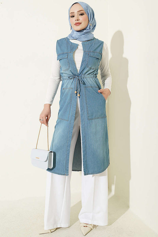 Hellblauer Jeansweste Mit Taschen Und Tunnel
