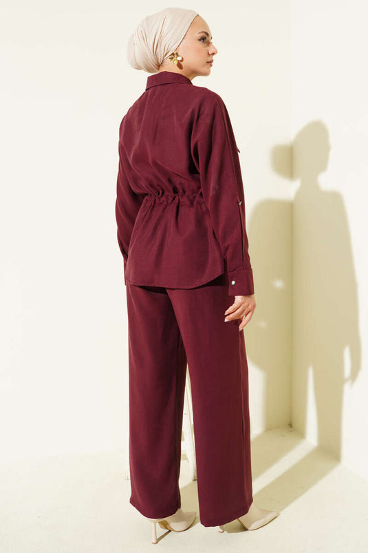 طقم من قطعتين مع حزام خصر وجيبين مزدوجين، لون عنابي