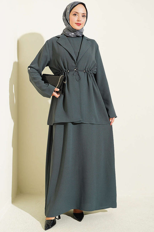 Vestido Jile Con Cinturón En Gris Humo