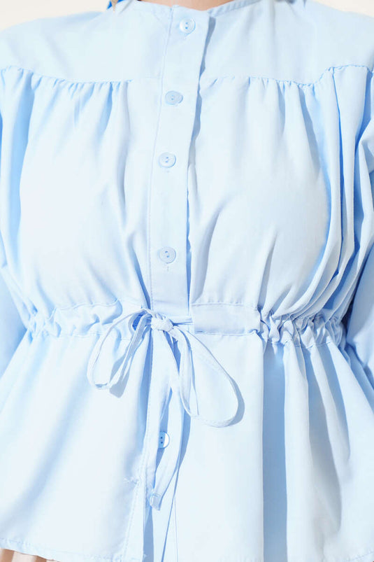 Chemisier court plissé à ceinture Bel en bleu bébé