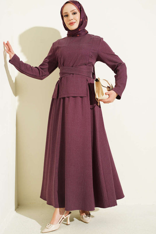 Ensemble Deux Pièces Avec Jupe Plissée Et Ceinture En Prune