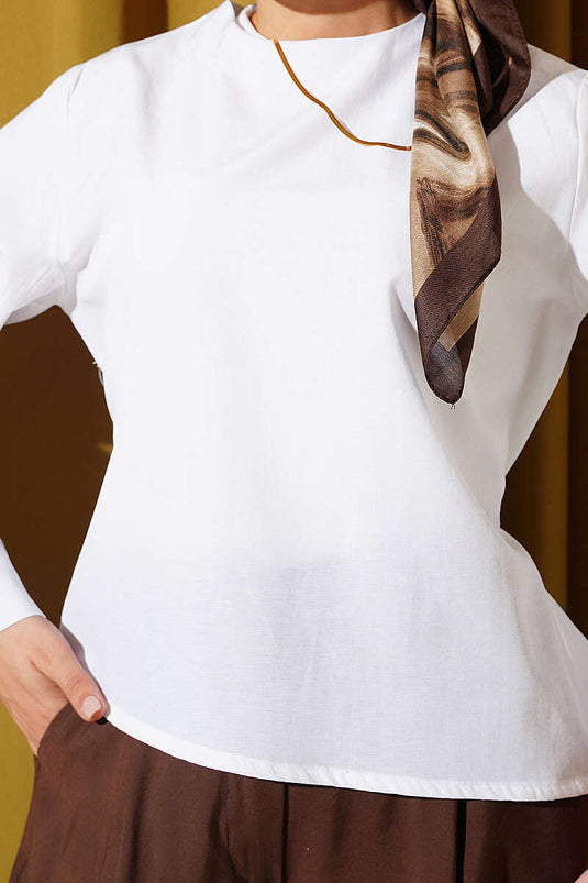 Weiße Bluse Mit Bindeband Und Weiten Ärmeln