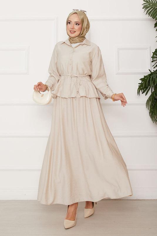 Ensemble deux pièces à jupe détaillée avec ceinture nouée à la taille et à la fraise Crème