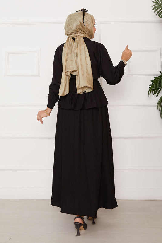 Costume deux pièces fraise noir avec jupe et ceinture nouée à la taille