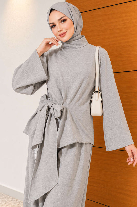 Ensemble Basic Deux-Pièces Avec Ceinture En Gris