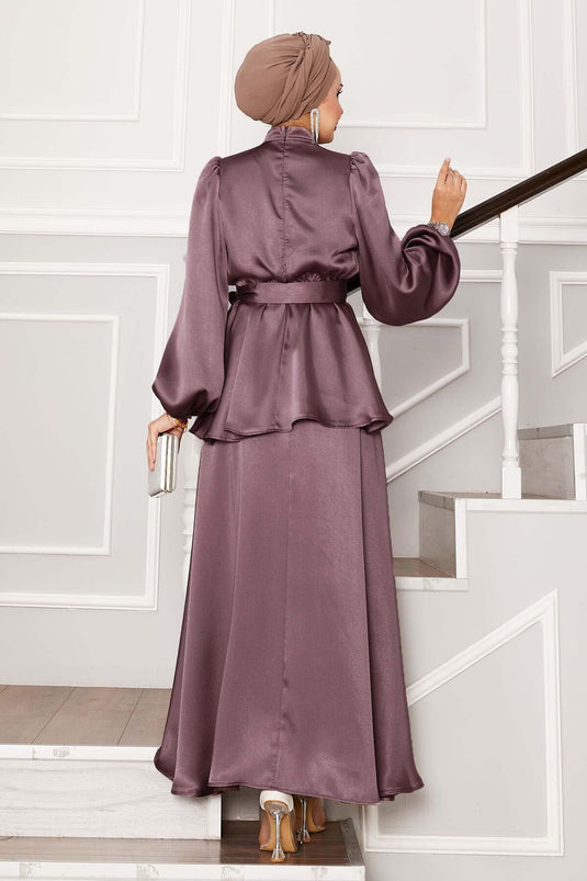 Tailleur jupe en satin avec ceinture plissée Poudre