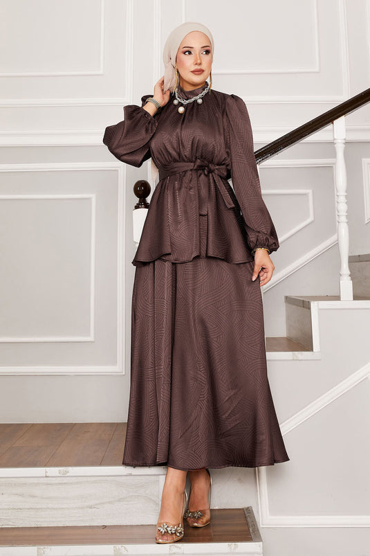 Costume jacquard marron avec ceinture et cordon de serrage à la taille