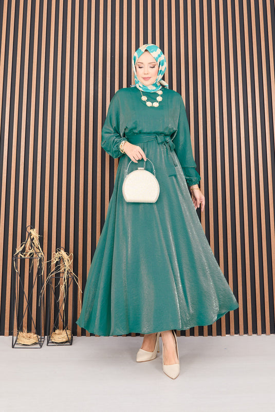 Robe hijab à manches chauve-souris et taille émeraude