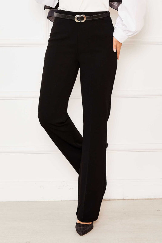 بنطلون أسود بخصر مطاطي وأسفل واسع