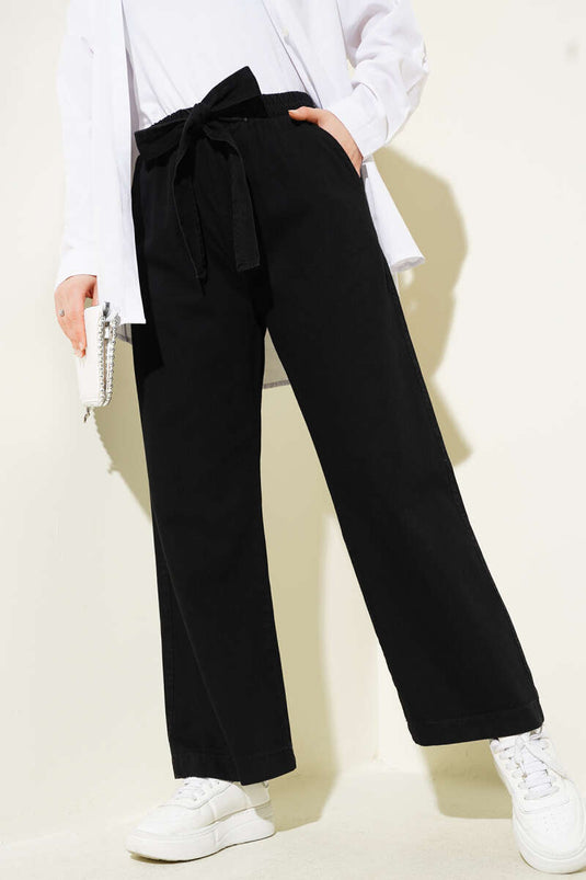 Jean noir à taille élastique