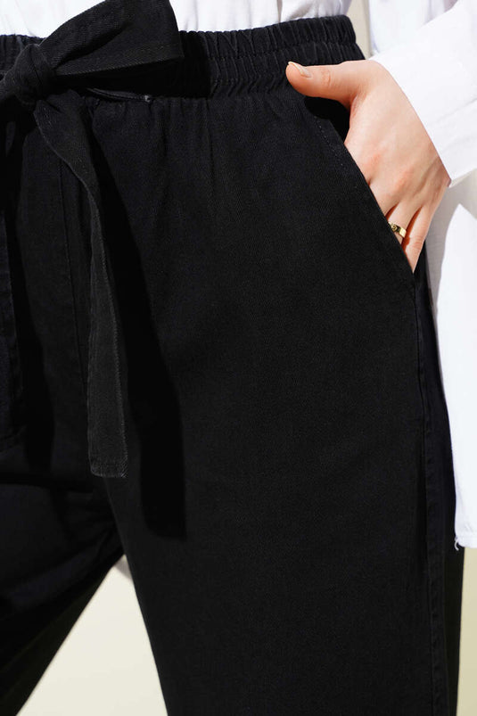 Jean noir à taille élastique