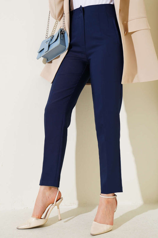 Pantalon skinny en tissu à taille pincée bleu marine