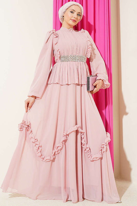 Kaufen Sie schickes Chiffon-Abendkleid mit Steinen und Rüschen in Puderrosa