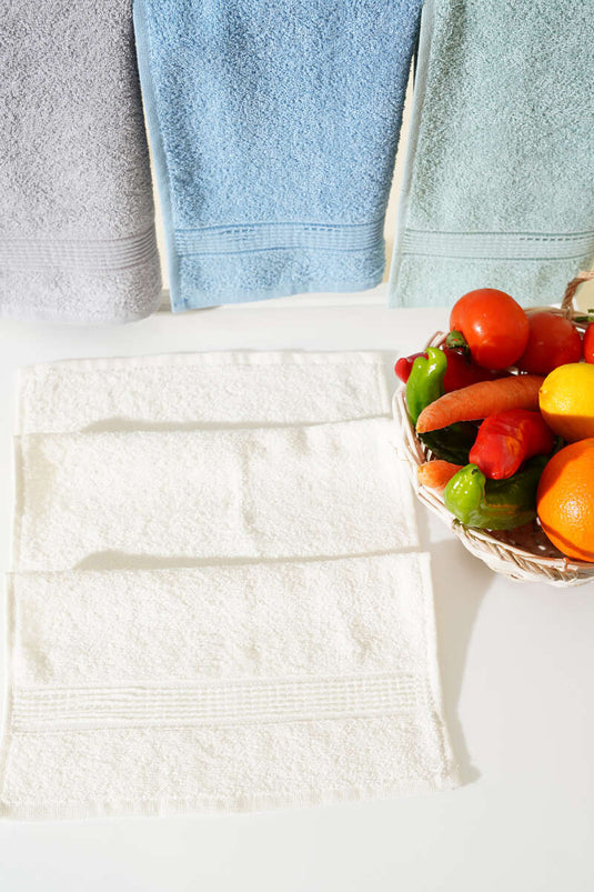 Betüş Kitchen Towel Ecru