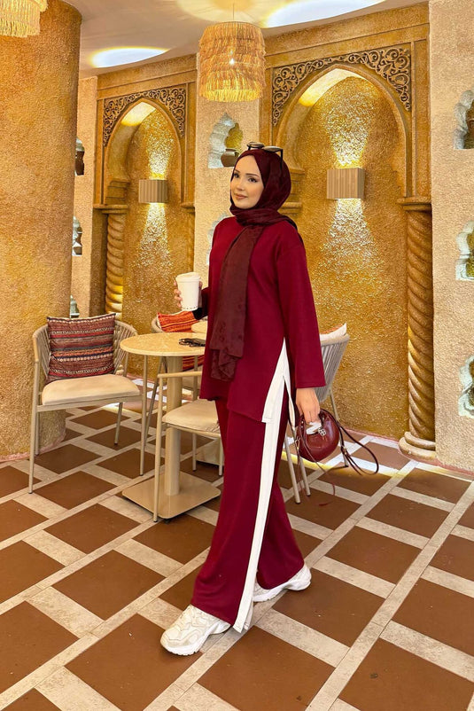 White Striped Slit Detailed Two Piece Suit Burgundy