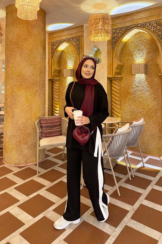 White Striped Slit Detailed Two Piece Suit Black