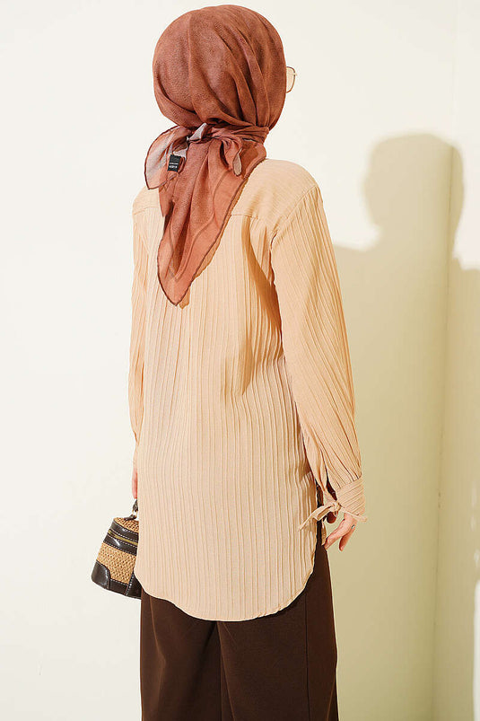 Camicia Beige Con Dettaglio Di Laccio Alla Caviglia