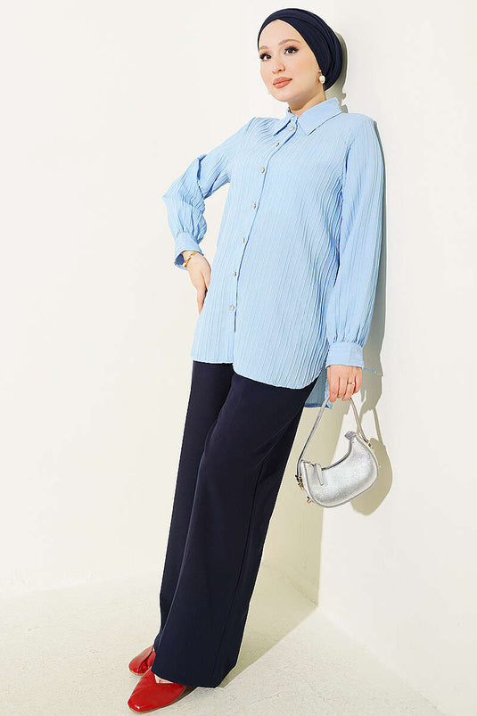 Camicia Blu Con Dettaglio Di Laccio Alla Caviglia