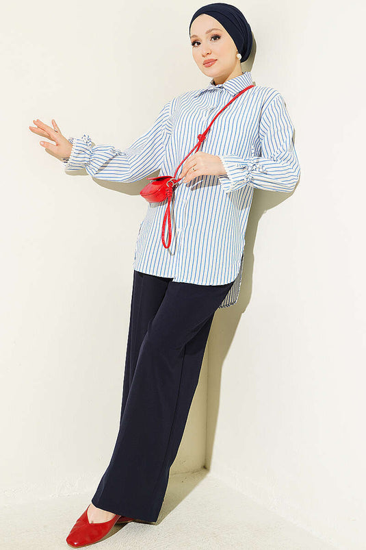 Chemise Rayée Bleue À Biais De Cheville