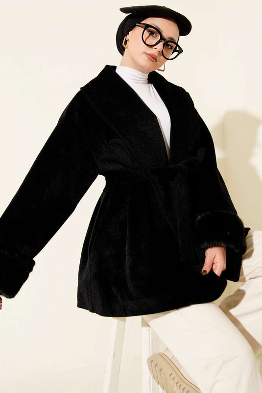 Manteau Goldfox avec ceinture en fourrure aux chevilles, noir