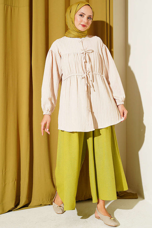 Camisa Beige Con Frontal Elástico Y Lazo
