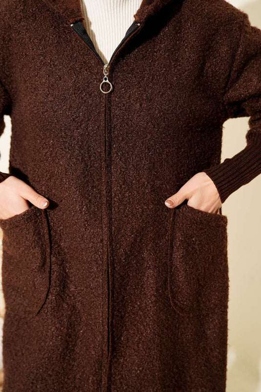 Cardigan bouclé con cappuccio a costine alla caviglia, marrone