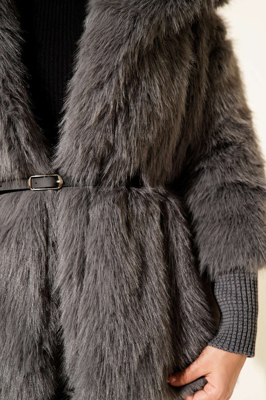 معطف فرو مع ضلع الكاحل باللون الدخاني