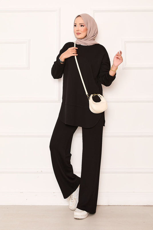 بدلة أويسو أساسية برقبة دائرية سوداء