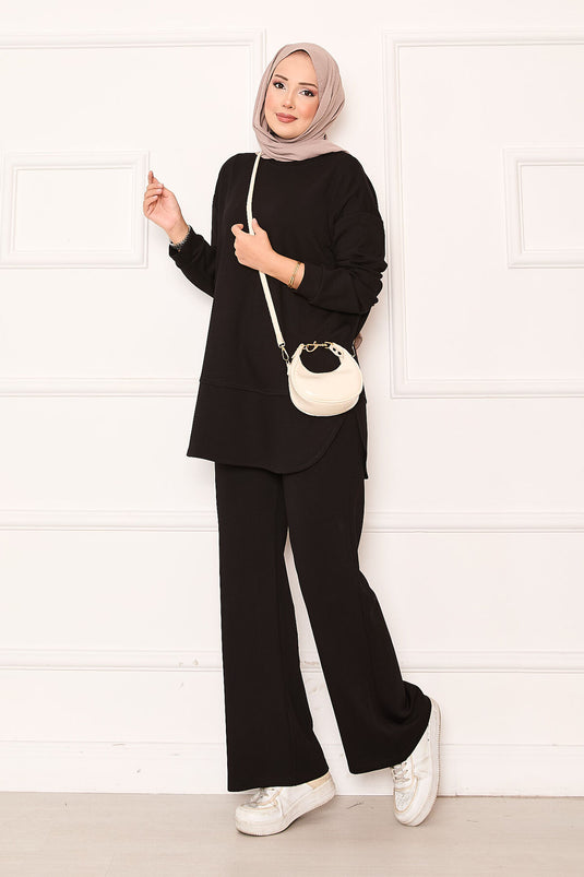 بدلة أويسو أساسية برقبة دائرية سوداء