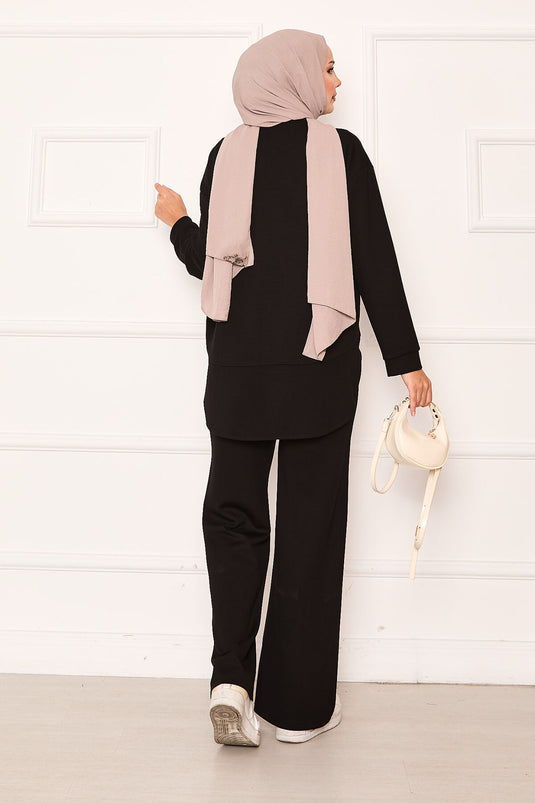 بدلة أويسو أساسية برقبة دائرية سوداء