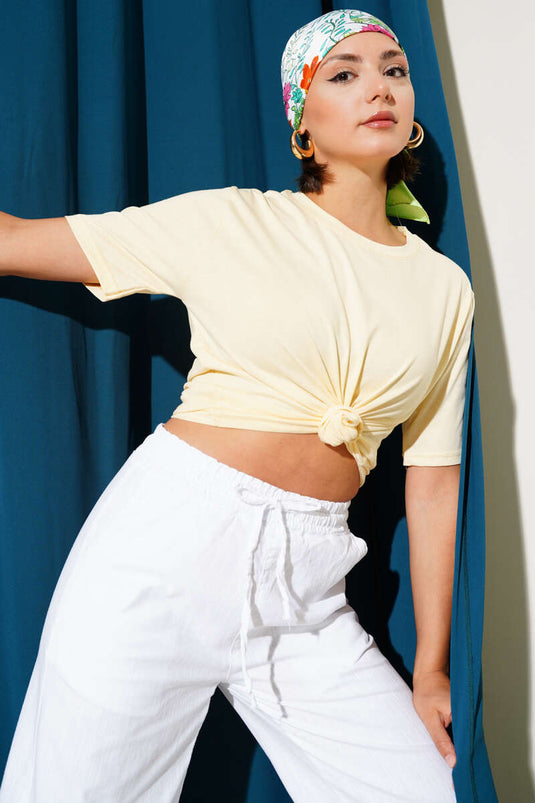 Bisiklet Yaka Basic T-shirt Sarı