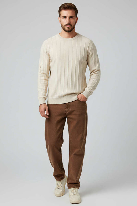 كنزة صوفية محبوكة بتفاصيل مخططة وياقة دائرية بلون حجري