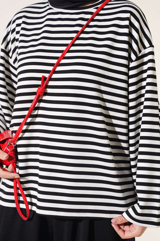 Zwarte Gestreepte Blouse Met Brede Mouwen En Ronde Hals