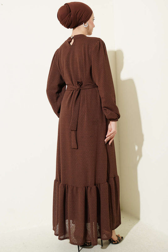 Robe à col rond avec manches élastiquées, couleur café
