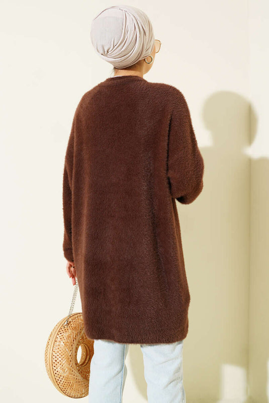 Pull Marron À Col Rond Avec Détail Barbe