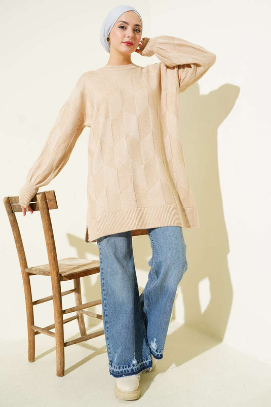 Tunique en maille douce à col rond et fentes latérales, couleur latte