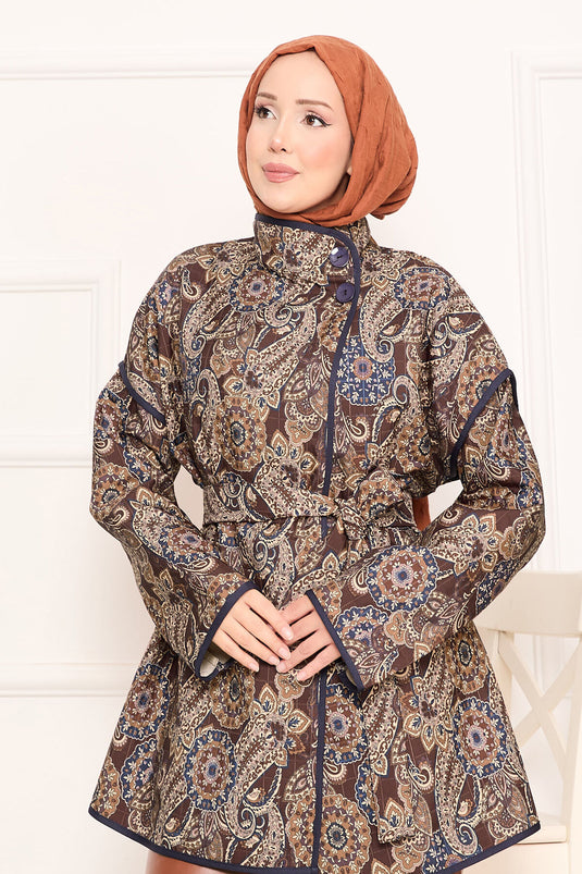 سترة مبطنة بنمط عرقي مع حواف 16