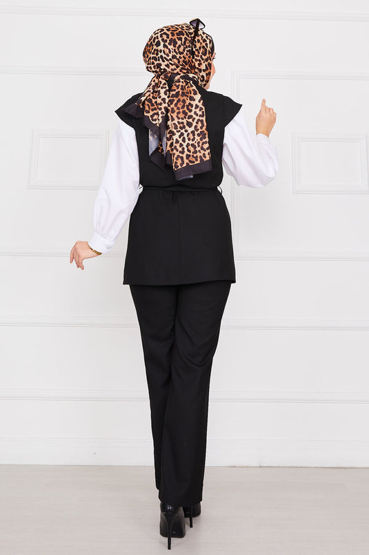 Conjunto de blazer, hijab y chaleco negro