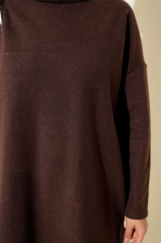 تونيك مخملي بني بياقة مدورة