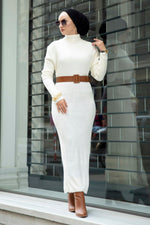 Robe Hijab Tricot Col Roulé Ecru