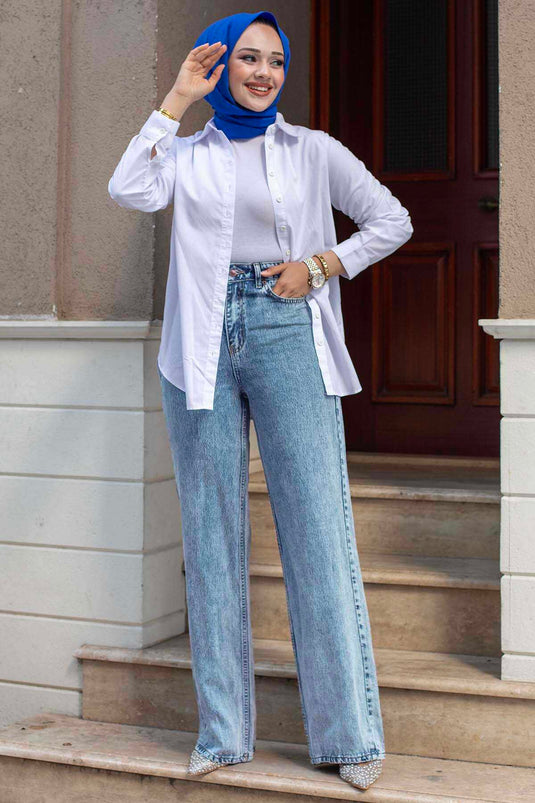 Hellblaue Hijab-Jeanshose mit weitem Bein