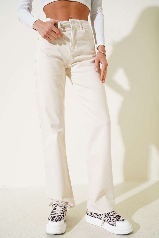 Straight Leg Waist Buttoned Jeans Beige