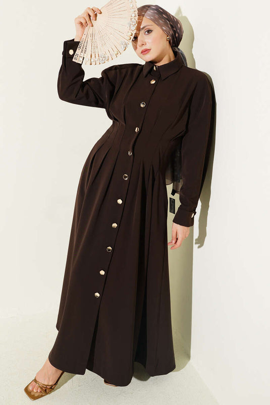 Ganzknöpfiges, tailliertes Kleid in Braun