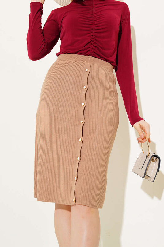 Bustier jupe midi en maille côtelée boutonnée