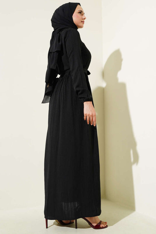 Robe basique boutonnée avec ceinture noire