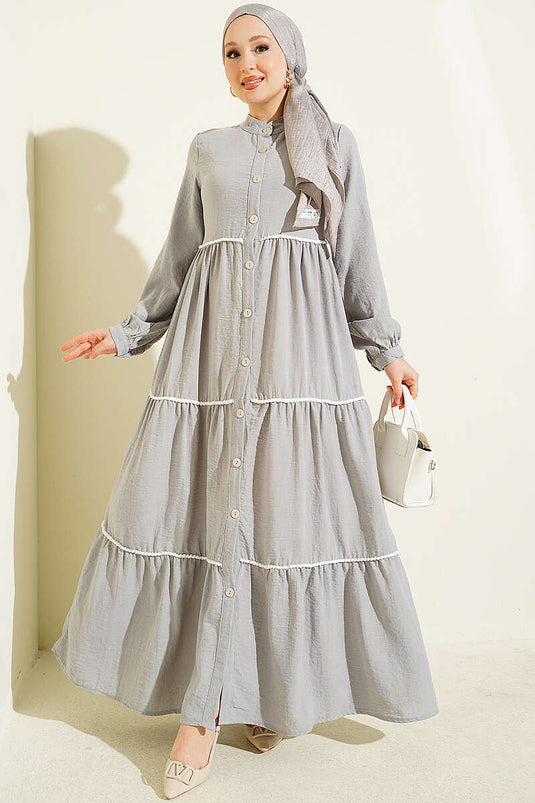 Robe Grise Boutonnée Avec Pompons