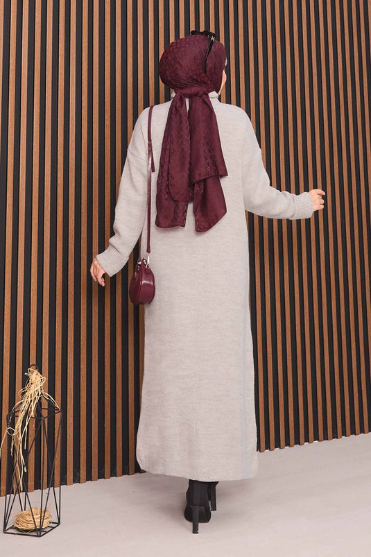 Gilet tricoté hijab avec boutons dorés sur toute la pierre